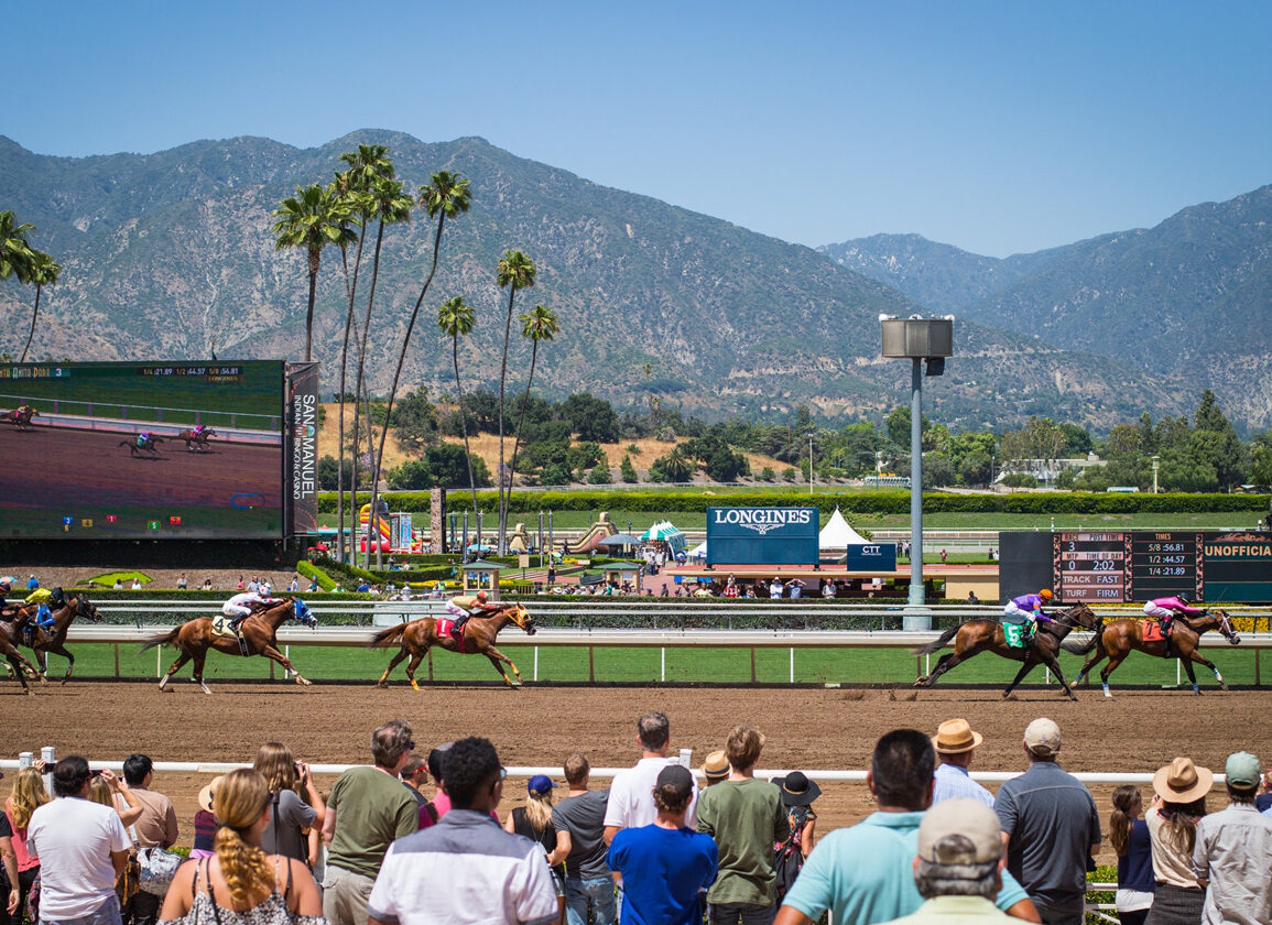 Horse racing at Santa Anita Park