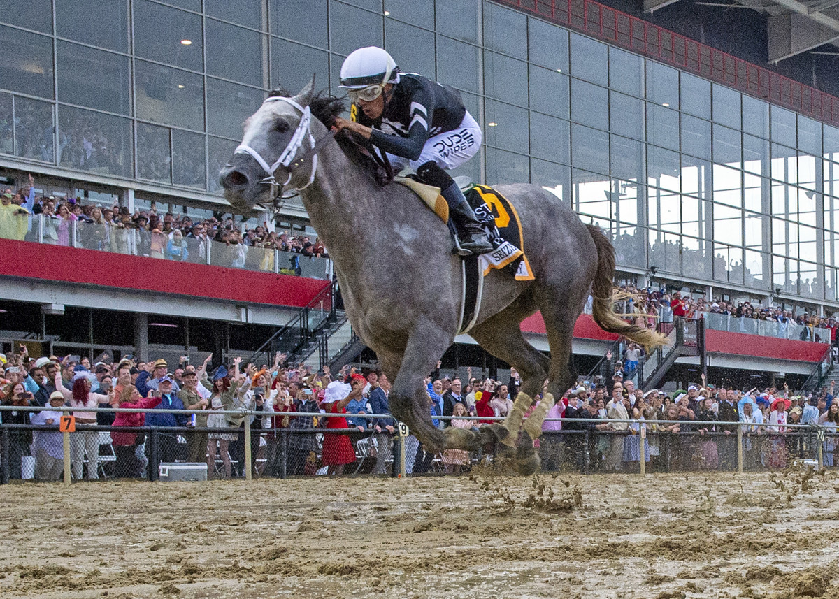 Seize The Grey winning the Preakness